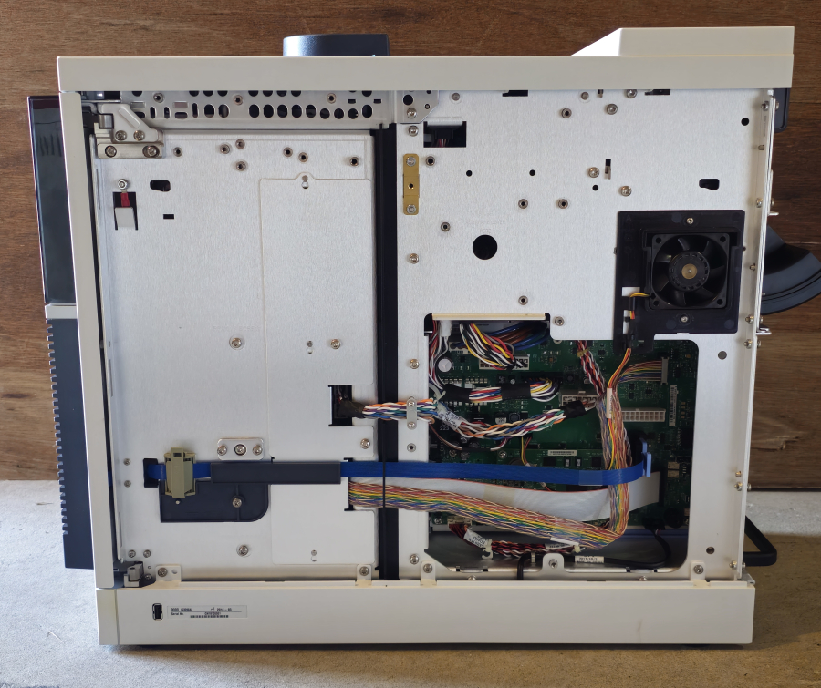 Agilent 9000 Intuvo G3950A Gas Chromatograph CN18100001 FID, photo 70 of 71