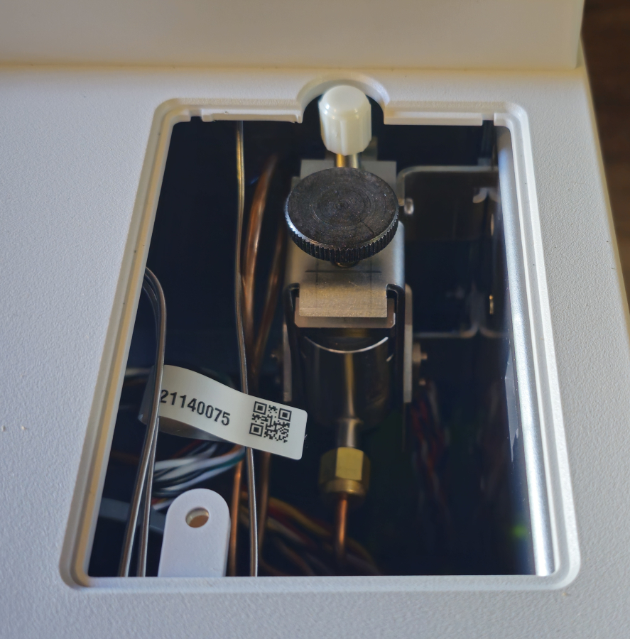 New Agilent 9000 Intuvo G3950A Gas Chromatograph US21200001 AUX, photo 11 of 50