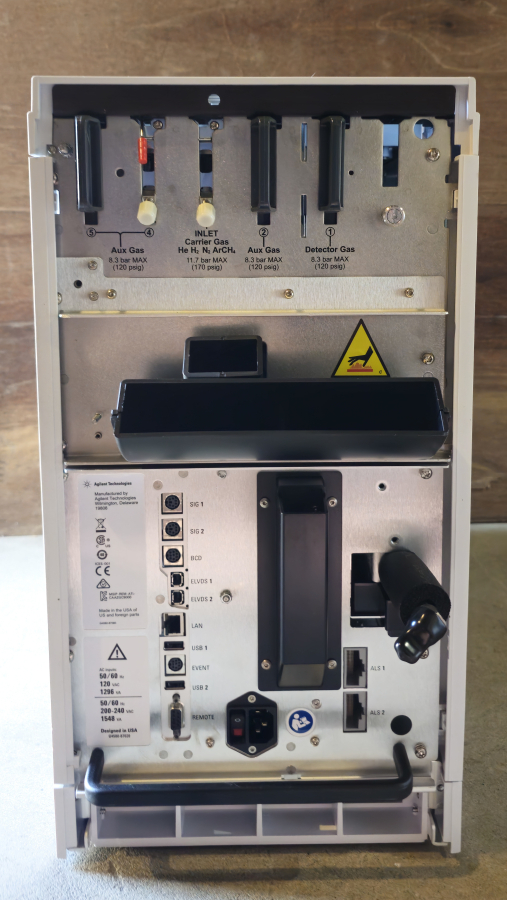 New Agilent 9000 Intuvo G3950A Gas Chromatograph US21200001 AUX, photo 38 of 50
