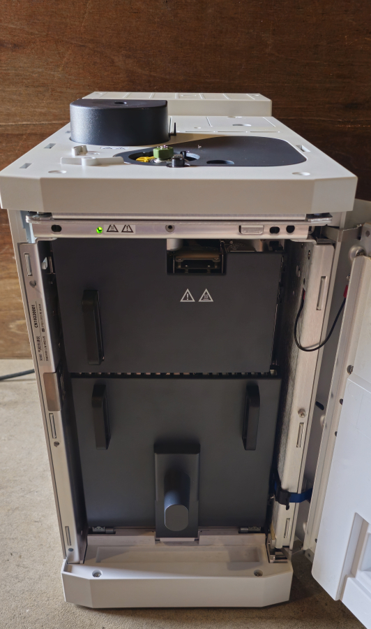 New Agilent 9000 Intuvo G3950A Gas Chromatograph CN19220001 FID, photo 12 of 54