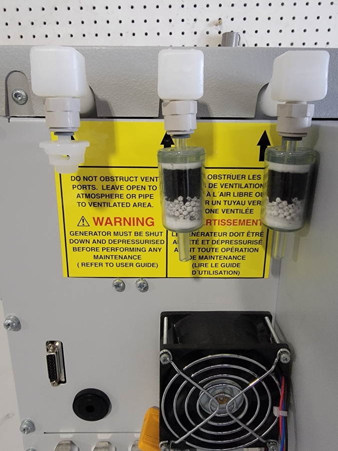 Parker H2PEMPD-510-100 Hydrogen Generator; SN:18PLD5073, photo 9 of 13