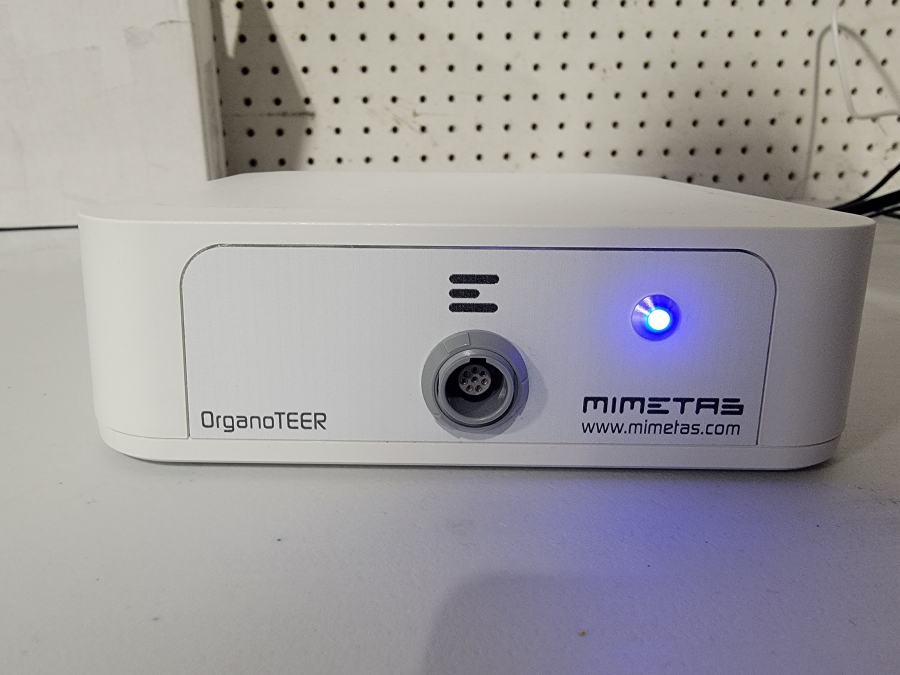 Mimetas OrganoTEER; SN:01-0026-000F-0905-01-0062, photo 2 of 33