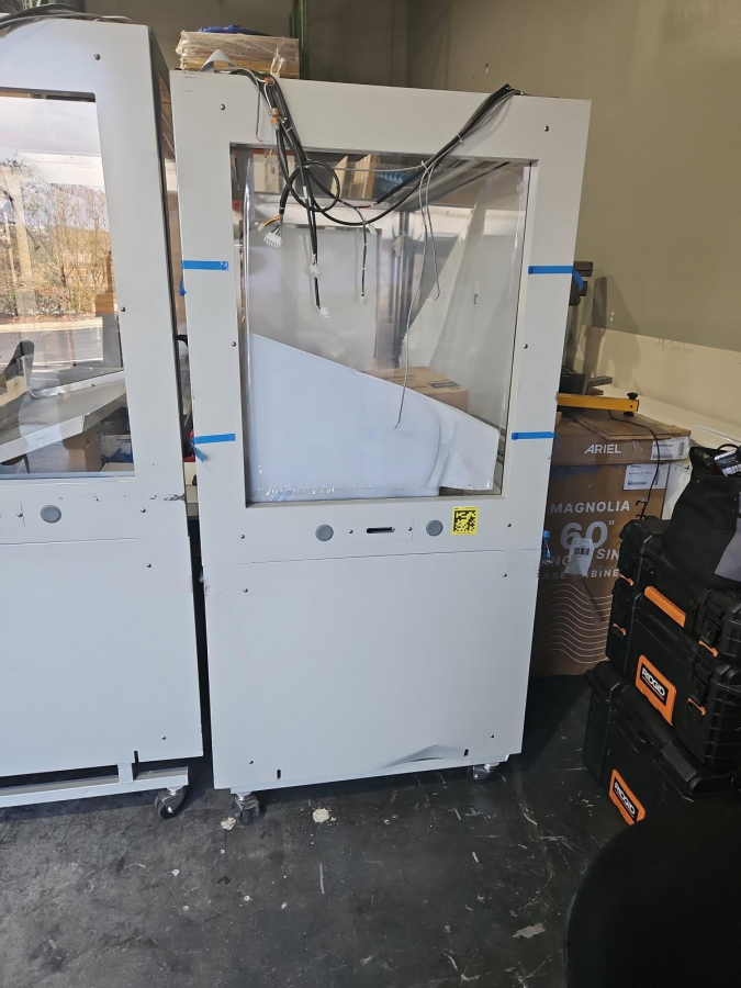 TWO 6' Labconco Biological Safety Cabinets 3300600 parts/repair, photo 1 of 12