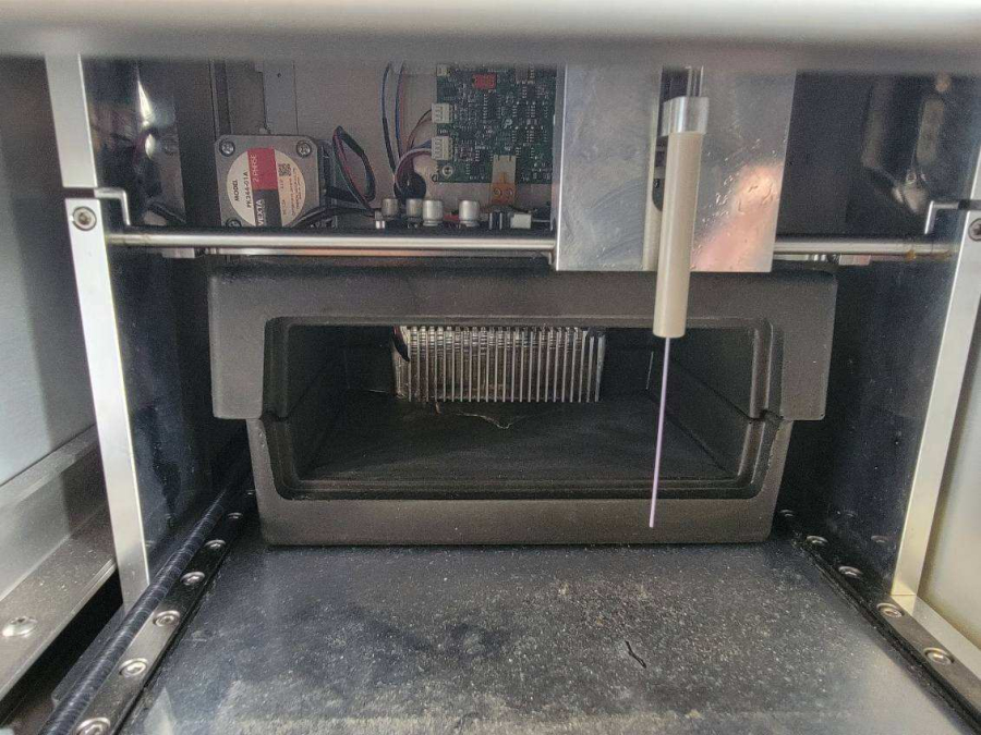Thermo Easy nLC 1000 LC120 uHPLC Nano-Flow Liquid Chromatography Sampler; SN:LC-011303, photo 14 of 15