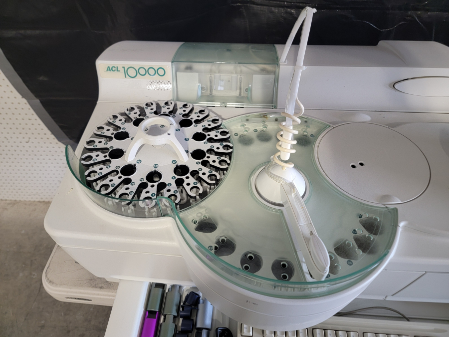 Instrumentation Laboratory ACL 10000 Coagulation Analyzer & Accessories; SN: 04120377, photo 4 of 46