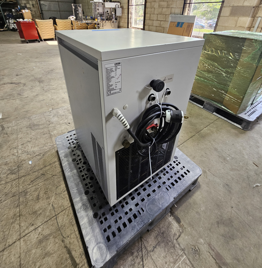 FREIGHT SHIPPING FOR Lauda T 4600 Laboratory Chiller; SN:2033x-11-2-0007, photo 11 of 30