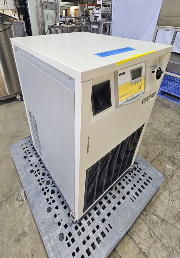 FREIGHT SHIPPING FOR Lauda T 4600 Laboratory Chiller; SN:2033x-11-2-0007, photo 16 of 30