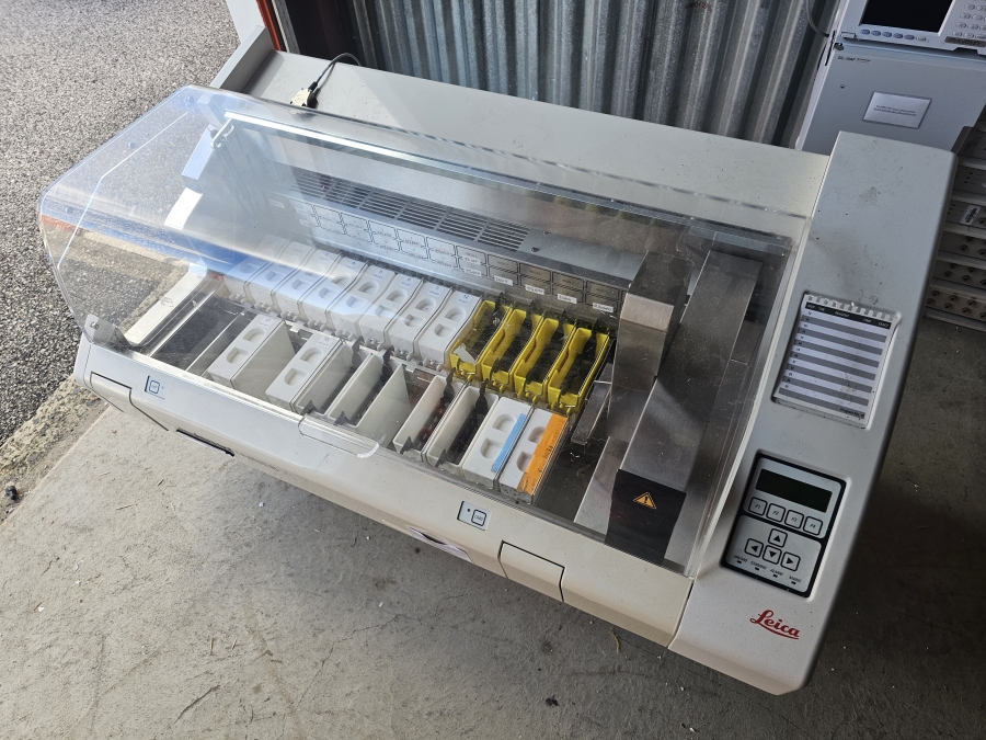 LEICA AUTOSTAINER XL Automated slide stainer ST5010 ; SN:3889/07-2014, photo 13 of 38