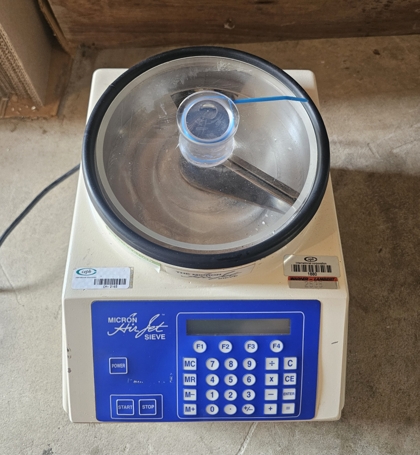 Micron powder system Air Jet sieve Particle Size Analyzer Sieving Machine; SN:75734I, photo 19 of 27