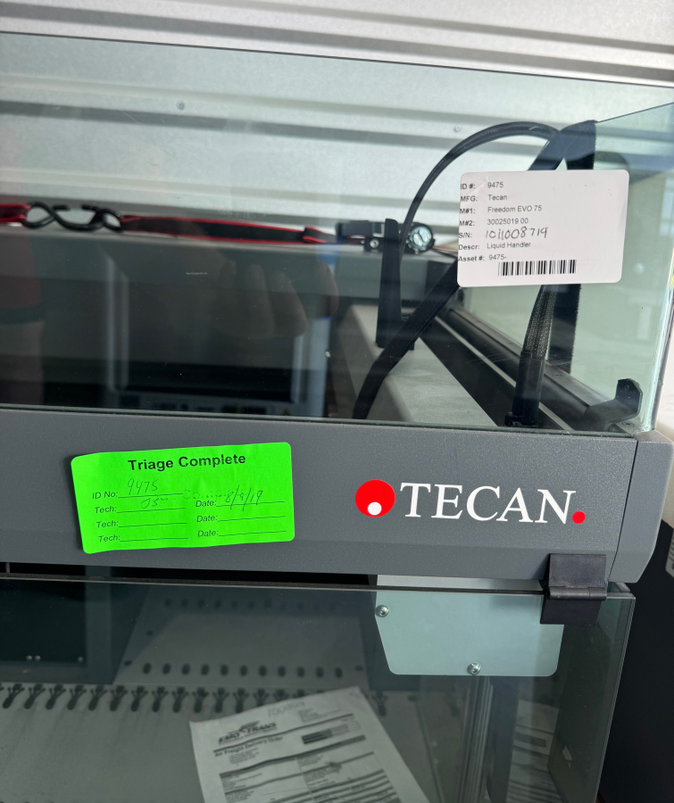 Tecan Freedom EVO 75 Liquid Handler lab automated pipetting robot SN:1011008719, photo 8 of 8