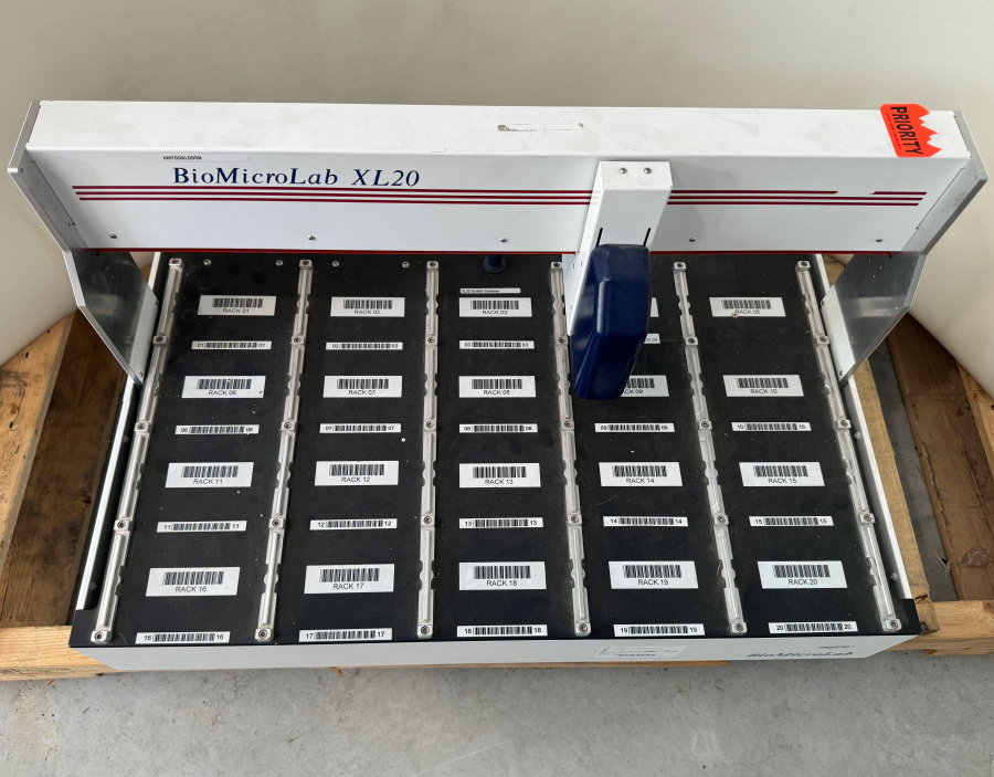 BioMicroLab XL20 Tube Sorter: Automated; SN:XL20-2DS-BL-MA-0.50-0-0505-100028, photo 4 of 5