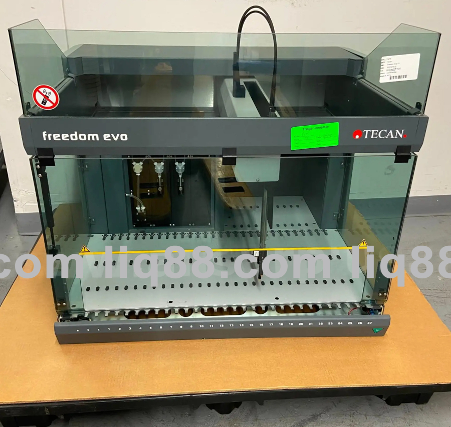Tecan Freedom EVO 75 Liquid Handler lab automated pipetting robot SN:1011008719, photo 4 of 8