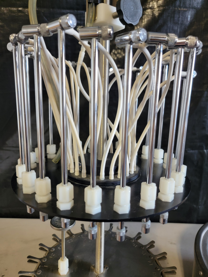 Organomation 8125 N-EVAP Nitrogen Evaporator Sample Concentrator w/Stand; SN:15121, photo 10 of 12