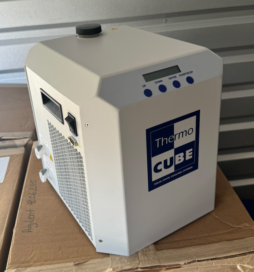 Solid State Cooling Systems ThermoCube 400-1C-4-RS-LT-AR 0960-3318 G5498B G5498G Recirculating Chiller , photo 10 of 11