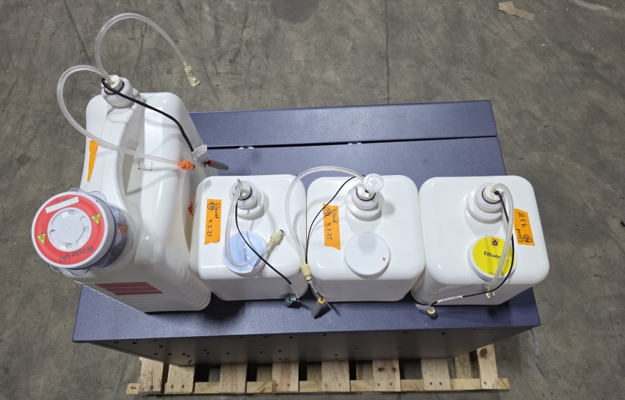 Becton Dickenson BD FACSCanto II 339473 Clinical Flow Cytometer w/ FACSAria II Fluidics Cart; SN:R33947300255, photo 29 of 55