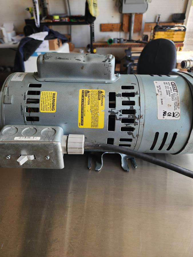 KMD 3599 SS Vacuum Forming Press System w/ GE Pump Motor & parts 2008 SS; SN:CPS-2887, photo 17 of 18