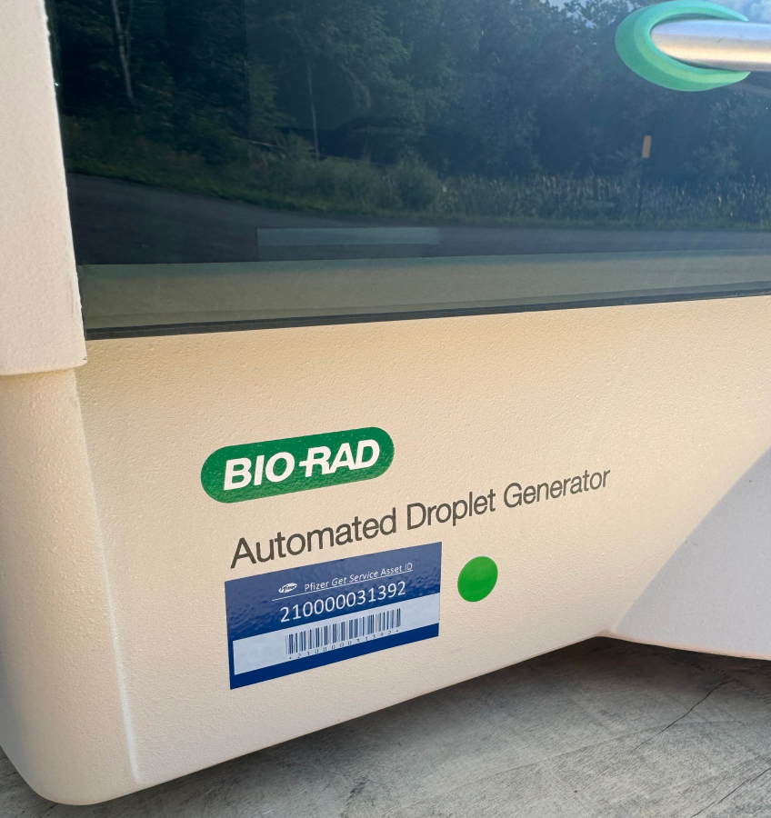 BioRad QX200 AutoDG Automated Droplet Generator ddPCR Unit 96-Well; SN:773BR1652, photo 3 of 15