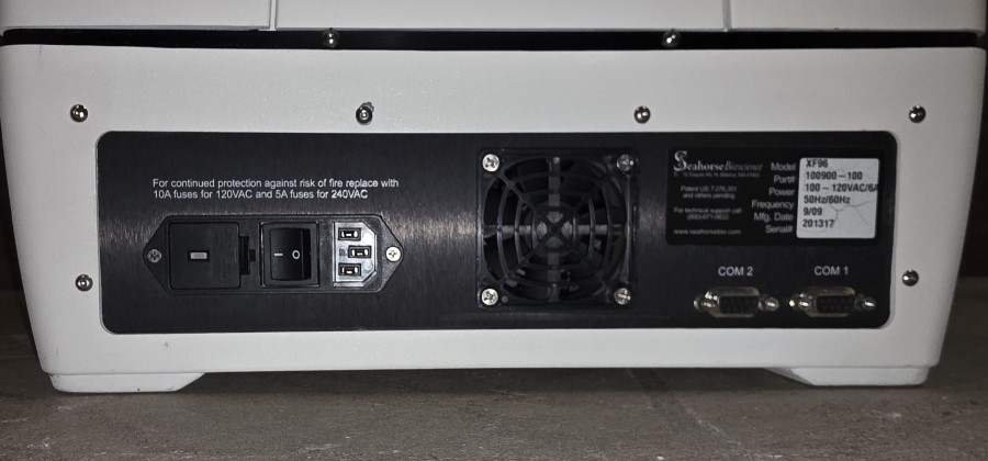 Seahorse Bioscience XF96 Extracellular Flux Analyzer w/ Monitor; SN:201475/201317, photo 18 of 22