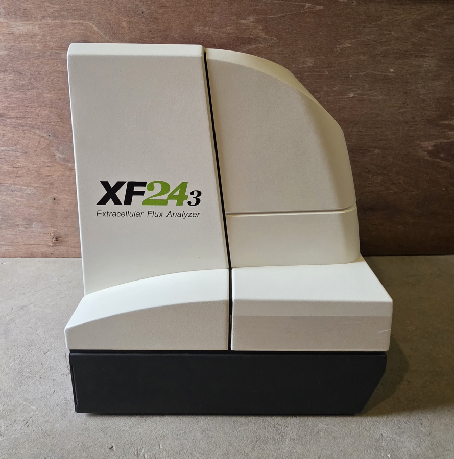 Seahorse Bioscience XF24-3 Extracellular Flux Analyzer w/ Monitor; SN:101434A/101388, photo 6 of 29