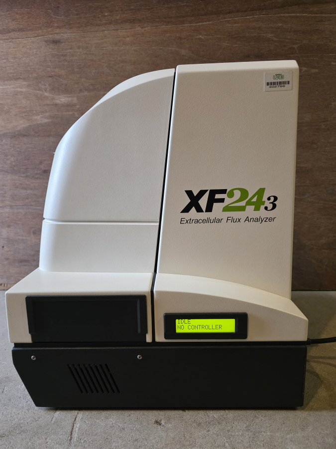 Seahorse Bioscience XF24-3 Extracellular Flux Analyzer w/ Monitor; SN:101434A/101388, photo 15 of 29