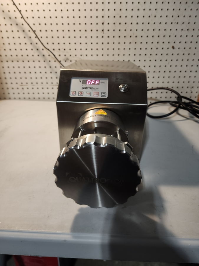 QuattroFlow Fluid Systems QF12SUHT5-A-EZ Diaphragm Pump Drive, photo 1 of 6