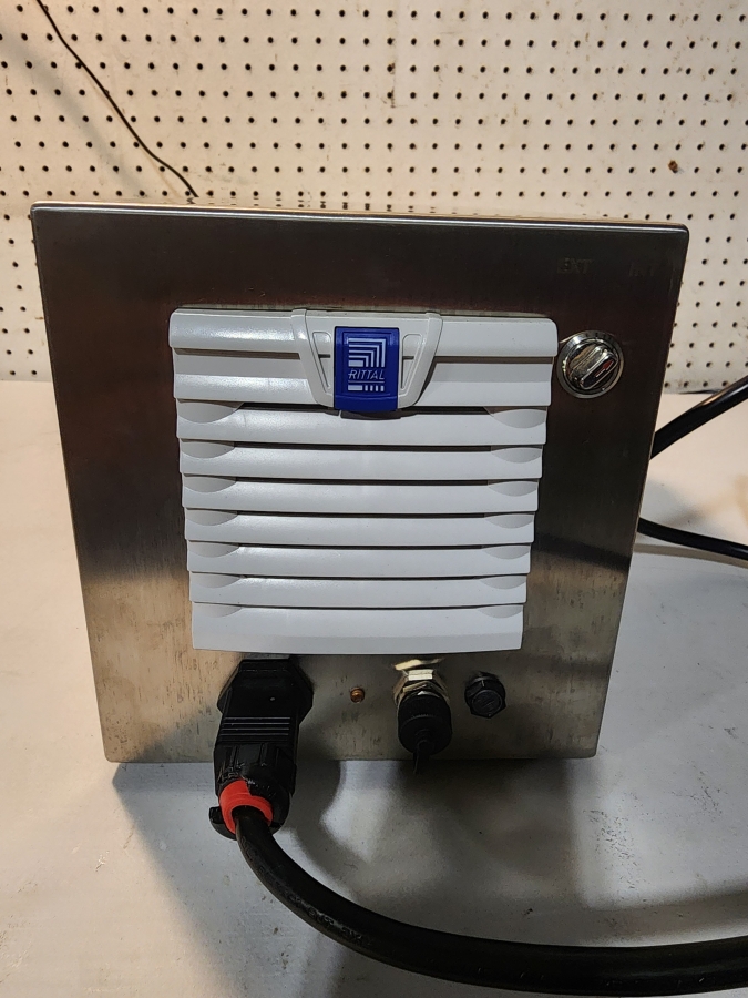 QuattroFlow Fluid Systems QF12SUHT5-A-EZ Diaphragm Pump Drive, photo 6 of 6