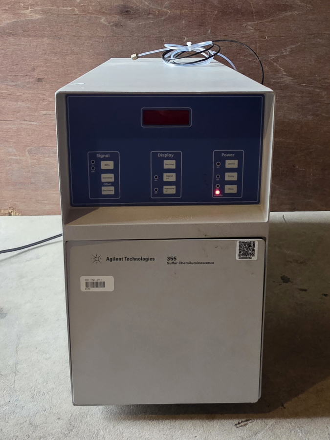 Agilent G6644A 355 Sulfur Chemilumescence Detector SCD; SN:US10711001, photo 2 of 24