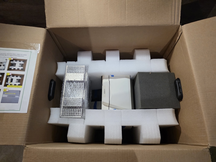Agilent 101200-100 Seahorse Flux Analyzer XF Prep Station + Accessories; SN:301382/301515R, photo 12 of 49