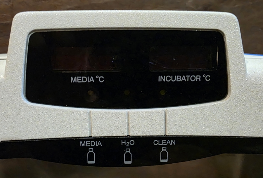 Agilent 101200-100 Seahorse Flux Analyzer XF Prep Station + Accessories; SN:301382/301515R, photo 17 of 49