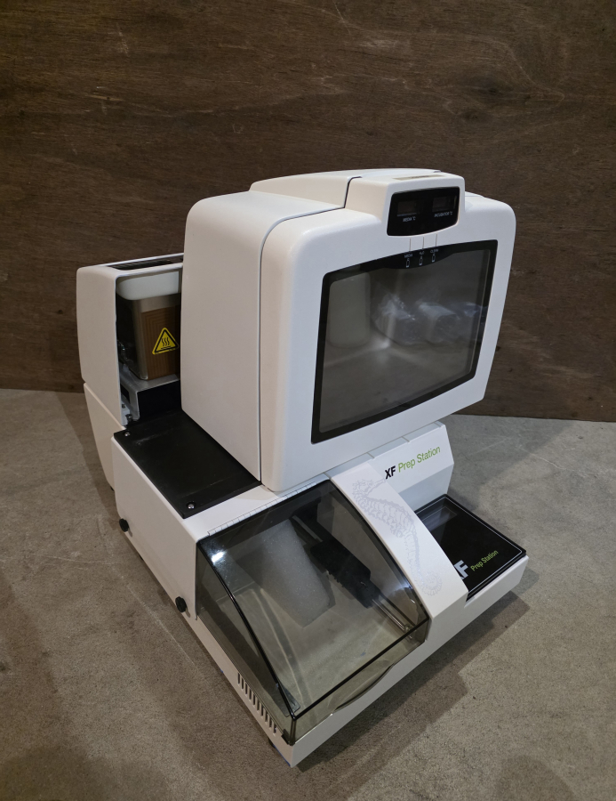 Agilent 101200-100 Seahorse Flux Analyzer XF Prep Station + Accessories; SN:301382/301515R, photo 25 of 49