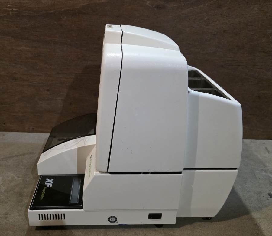 Agilent 101200-100 Seahorse Flux Analyzer XF Prep Station + Accessories; SN:301382/301515R, photo 37 of 49