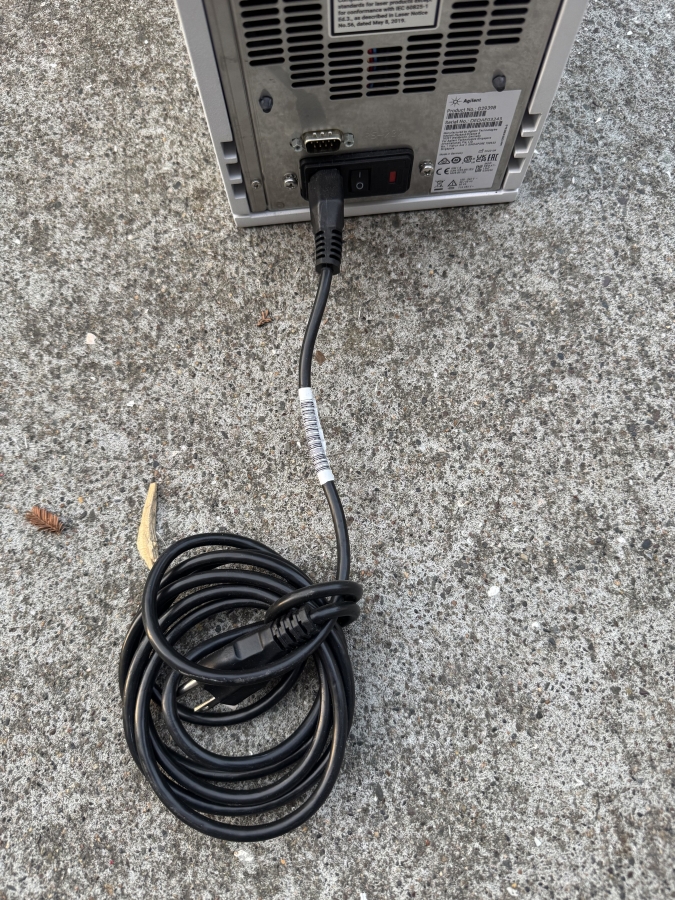 Agilent G2939B 2100 Bioanalyzer; SN:DEDAE01243, photo 3 of 5