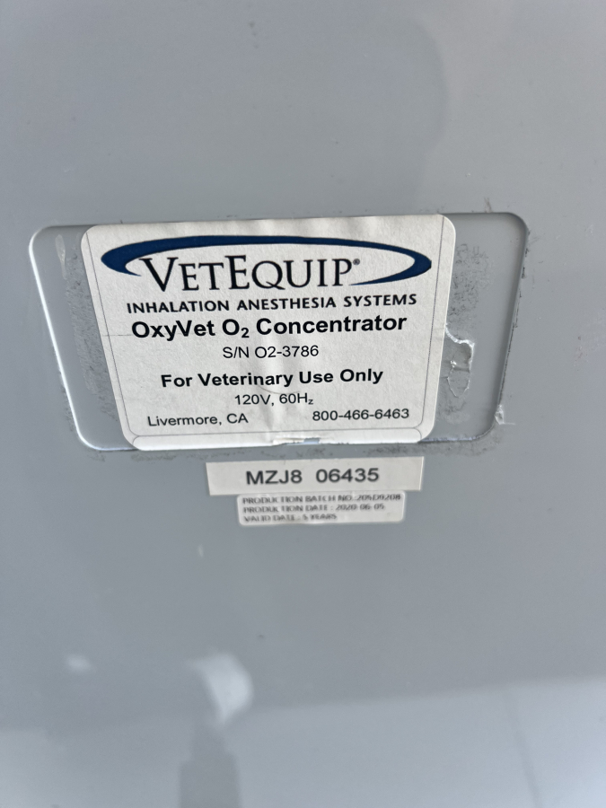 VetEquip OxyVet O2 Concentrator Veterinary Anesthesia Oxygen Generator; SN O2-3786, photo 3 of 8