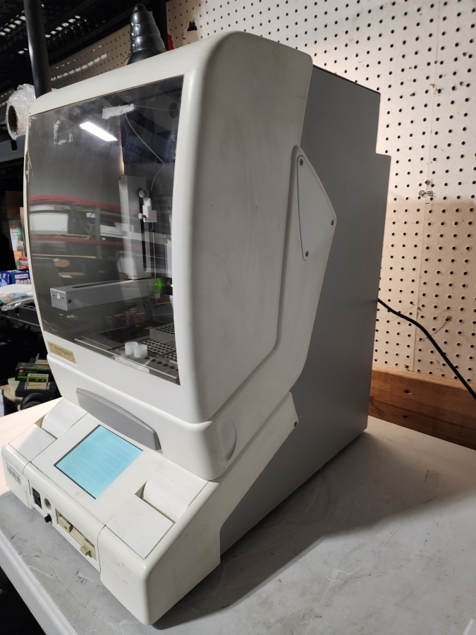 Genomic Solutions Investigator ProMS Protein digestion station, Faceplate has cracked corner; SN:1044, photo 3 of 10