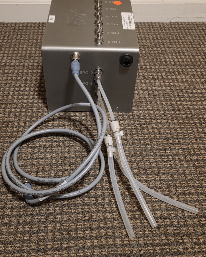 Finesse G3Lab Universal F100-2277-303 Rev 4 Biroreactor controller, manifold, pump; SN:AH5441610015/3/4/6/7/8/9/12, photo 13 of 36