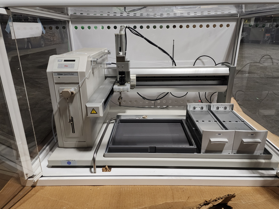 GE Healthcare Ettan Spot Picker; SN:2188671, photo 1 of 19