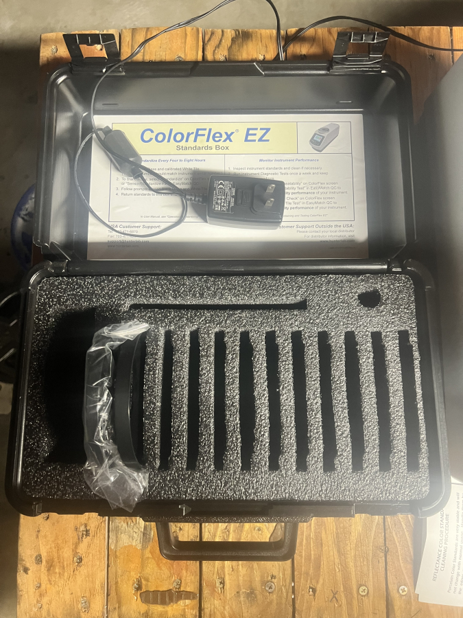 HunterLab 45/0 ColorFlex EZ Benchtop Spectrophotometer Colorimeter; SN:CFEZ1464, photo 1 of 12