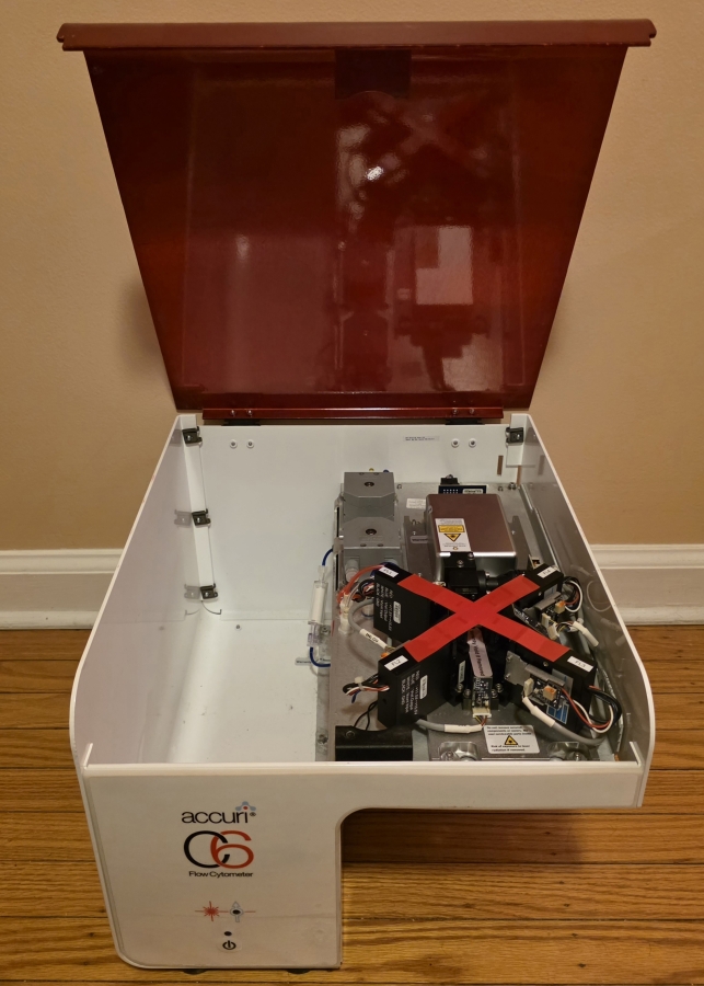Accuri C6 Flow Cytometer with Computer; s/n 3122, photo 12 of 40