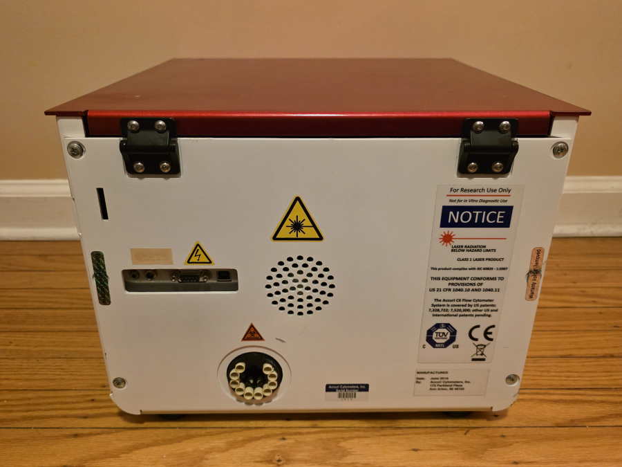 Accuri C6 Flow Cytometer with Computer; s/n 3122, photo 16 of 40