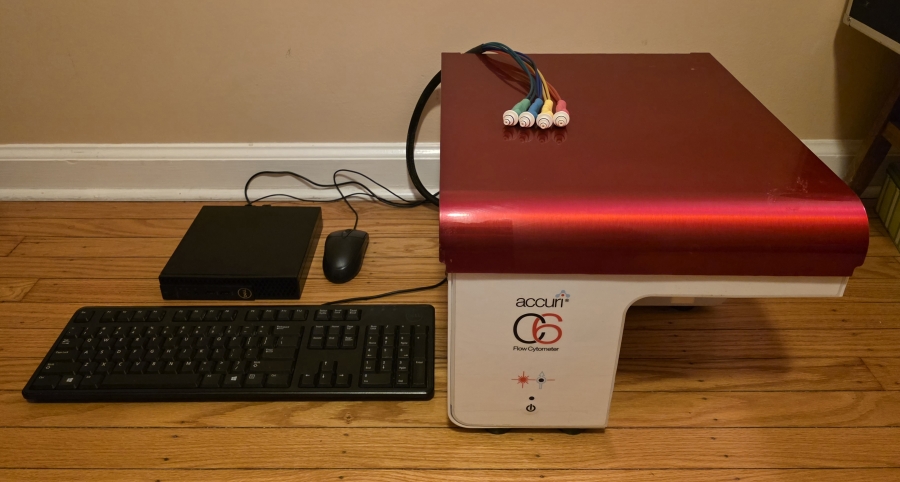 Accuri C6 Flow Cytometer with Computer; s/n 3122, photo 29 of 40