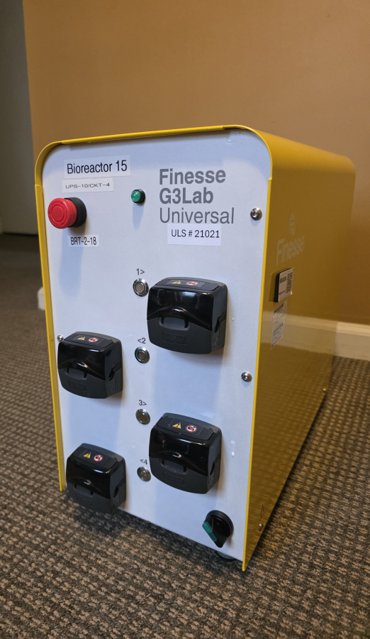 Finesse F100-2277-314 G3 Lab Universal Bioreactor Controller; S/N AH5531470016A107, 14A107, 15A107, 21A107, 131A107, 17A107, 19A107, 18A107, photo 16 of 17
