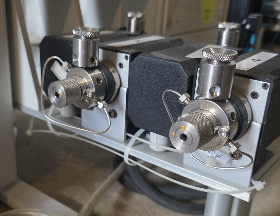 CTC Analytics HTC PAL Autosampler System w/ Dual Peltier Coolers 4 Pumps Valves, photo 12 of 37