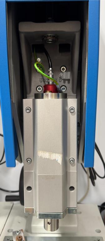 Pair of Herrmann HSDDC 4.5kW 20kHz Ultraschall Ultrasonic Welding Machines; S/N SM11010/12, 0680/11, photo 16 of 31