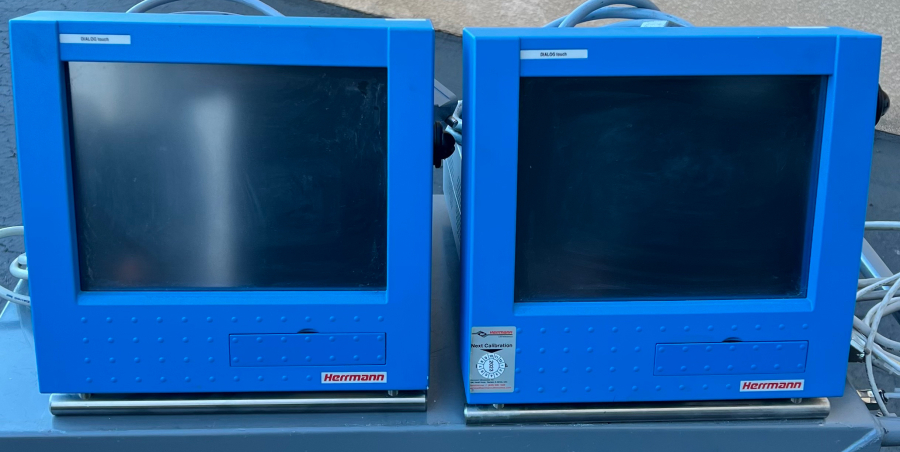 Pair of Herrmann HSDDC 4.5kW 20kHz Ultraschall Ultrasonic Welding Machines; S/N SM11010/12, 0680/11, photo 3 of 31
