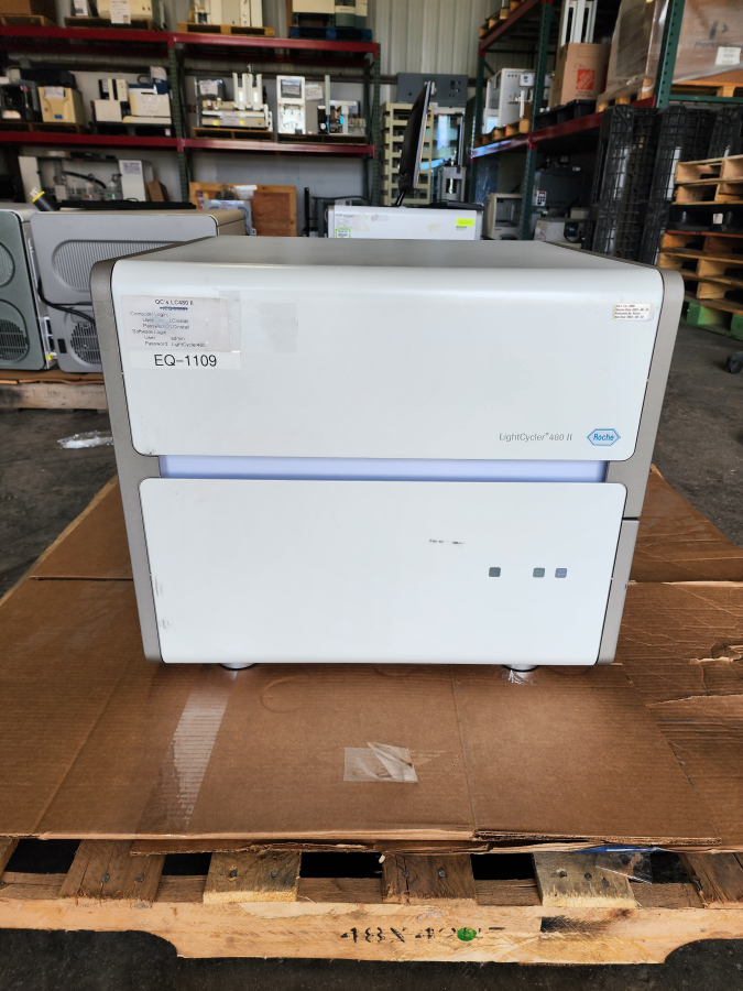 Roche LightCycler 480 II /96 PCR System includes computer with software; S/N 29451, photo 5 of 14
