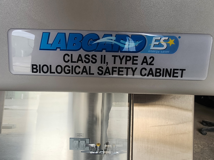 NuAire LabGard NU-543-400 4ft Class II A2 Biosafety Cabinet Benchtop Hood; S/N 175536081016, photo 5 of 13