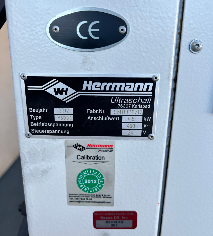 Pair of Herrmann HSDDC 4.5kW 20kHz Ultraschall Ultrasonic Welding Machines; S/N SM11010/12, 0680/11, photo 20 of 31