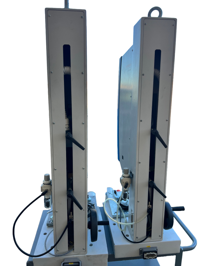 Pair of Herrmann HSDDC 4.5kW 20kHz Ultraschall Ultrasonic Welding Machines; S/N SM11010/12, 0680/11, photo 19 of 31