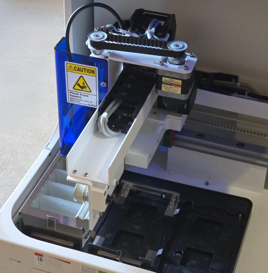 Akoya PhenoCycler CODEX Automated Slide Stainer Fluidics System, Stage & Accessories, photo 5 of 20