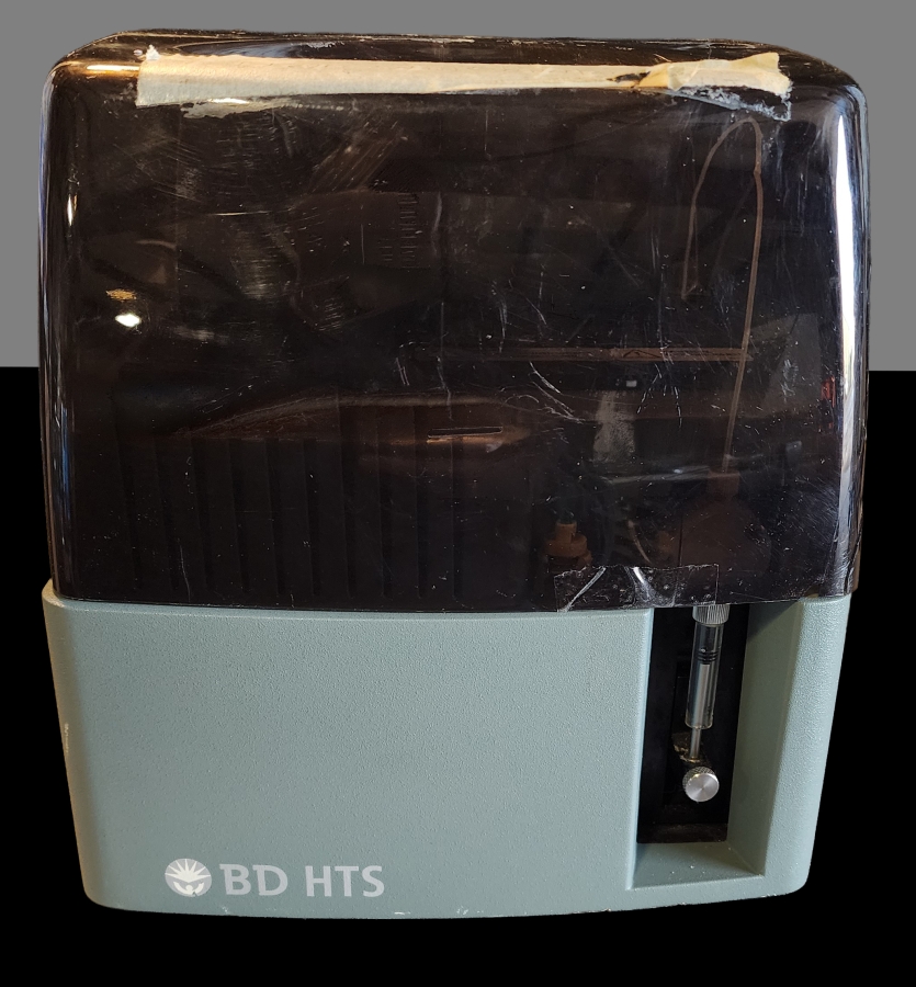 Becton Dickinson FACSCalibur Flow Cytometer w/ FACSFlow, HTS,  SN:E2044, photo 18 of 20